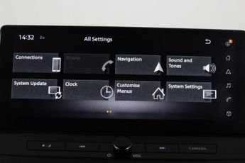 Nissan Qashqai 1.3 DIG-T MHEV N-Connecta XTRON Euro 6 (s/s) 5dr
