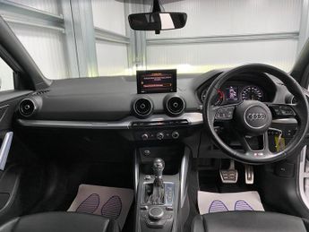 Audi Q2 1.6 TDI 30 S line S Tronic Euro 6 (s/s) 5dr