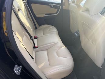 Volvo XC60 2.0 D4 SE Nav Auto Euro 6 (s/s) 5dr