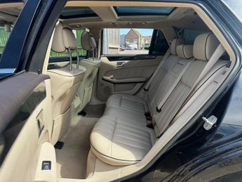 Mercedes-Benz E Class 2.1 E300dh BlueTEC SE (Premium) G-Tronic+ Euro 5 (s/s) 5dr