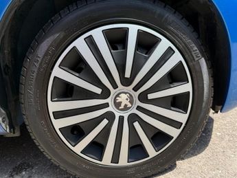 Peugeot 107 1.0 12V Active 2 Tronic Euro 5 5dr