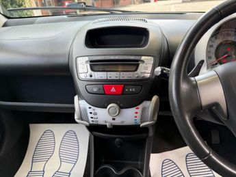 Peugeot 107 1.0 12V Active 2 Tronic Euro 5 5dr