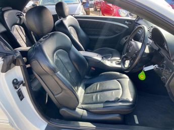 Mercedes-Benz CLK 3.5 CLK350 Avantgarde Cabriolet 7G-Tronic 2dr