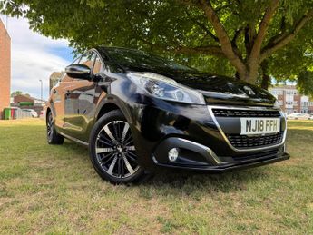Peugeot 208 1.2 PureTech Allure Premium Euro 6 (s/s) 5dr