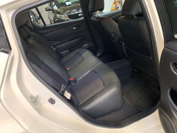 Nissan Leaf 40kWh N-Connecta Auto 5dr