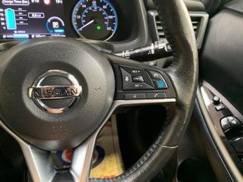 Nissan Leaf 40kWh N-Connecta Auto 5dr
