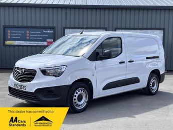 Vauxhall Combo 1.5 Turbo D 2300 Dynamic L2 H1 Euro 6 6dr