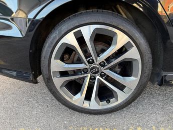 Audi A3 1.4 TFSI CoD S line S Tronic Euro 6 (s/s) 4dr