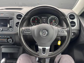 Volkswagen Tiguan 2.0 TDI BlueMotion Tech Match DSG 4WD Euro 5 (s/s) 5dr