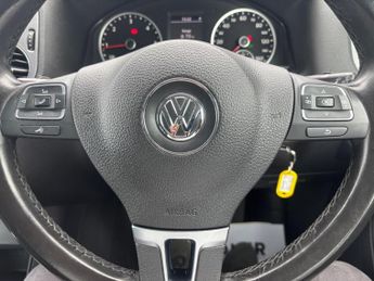 Volkswagen Tiguan 2.0 TDI BlueMotion Tech Match DSG 4WD Euro 5 (s/s) 5dr