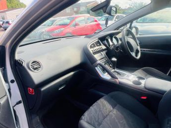 Peugeot 3008 2.0 HDi Allure Auto Euro 5 5dr