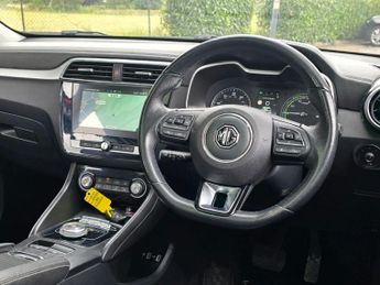 MG MG ZS 44.5kWh Exclusive Auto 5dr