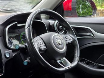 MG MG ZS 44.5kWh Exclusive Auto 5dr