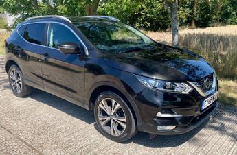 Nissan Qashqai 1.2 DIG-T N-Connecta Euro 6 (s/s) 5dr