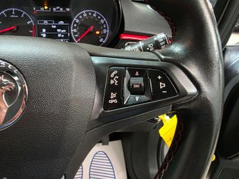 Vauxhall Corsa 1.4i ecoTEC SRi Nav Auto Euro 6 5dr