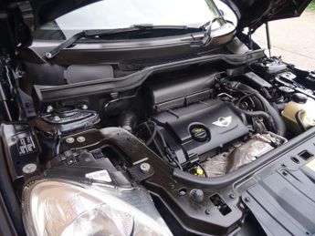 MINI Countryman 1.6 Cooper Auto ALL4 Euro 6 5dr