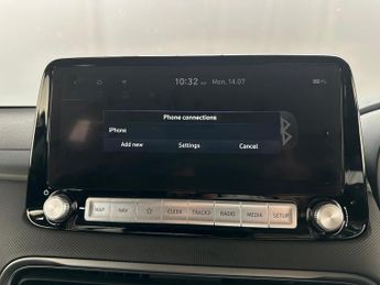 Hyundai KONA 64kWh Premium Auto 5dr (10.5kW Charger)