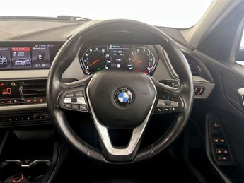 BMW 1 Series 1.5 118i SE Euro 6 (s/s) 5dr