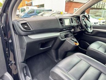 PEUGEOT TRAVELLER 2.0 BlueHDi Allure Standard MPV 5dr Diesel EAT8 MWB Euro 6 (s/s)