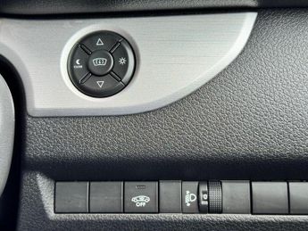 PEUGEOT TRAVELLER 2.0 BlueHDi Allure Standard MPV 5dr Diesel EAT8 MWB Euro 6 (s/s)