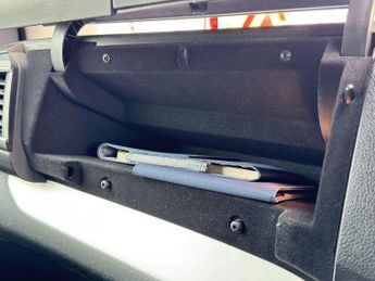 PEUGEOT TRAVELLER 2.0 BlueHDi Allure Standard MPV 5dr Diesel EAT8 MWB Euro 6 (s/s)