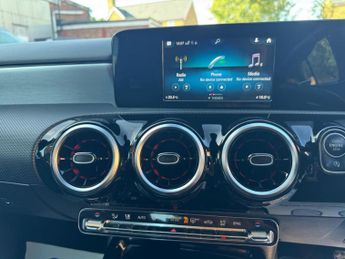 Mercedes-Benz A Class 2.0 A35 AMG SpdS DCT 4MATIC Euro 6 (s/s) 5dr