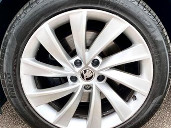 Skoda Superb 2.0 TDI SE L Executive DSG Euro 6 (s/s) 5dr