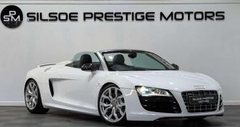Audi R8 5.2 R8 Spyder Quattro V10 4WD 2dr