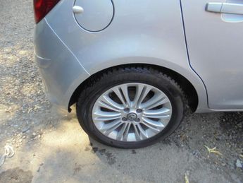 Vauxhall Corsa 1.4 16V SE Auto Euro 5 5dr
