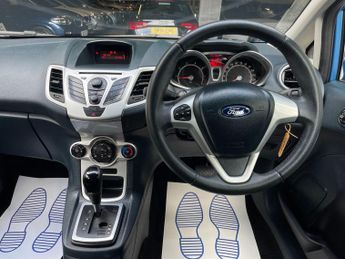 Ford Fiesta 1.4 Zetec 5dr