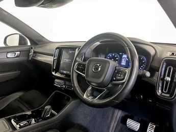 Volvo XC40 2.0 T4 R-Design Pro Auto AWD Euro 6 (s/s) 5dr