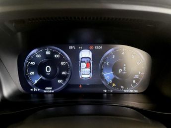 Volvo XC40 2.0 T4 R-Design Pro Auto AWD Euro 6 (s/s) 5dr