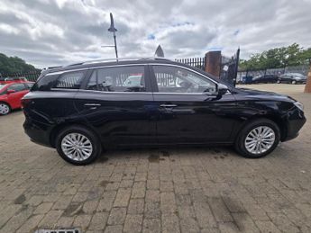 MG MG5 61.1kWh Exclusive Long Range Auto 5dr