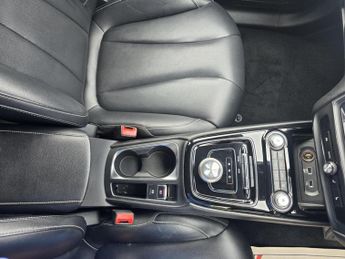 MG MG5 61.1kWh Exclusive Long Range Auto 5dr