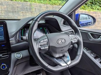 Hyundai IONIQ 38.3kWh Premium Auto 5dr