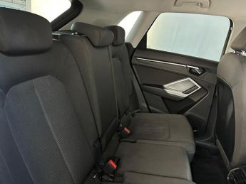 Audi Q3 1.5 TFSI CoD 35 Sport S Tronic Euro 6 (s/s) 5dr