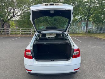 Skoda Octavia 1.5 TSI ACT SE Drive DSG Euro 6 (s/s) 5dr