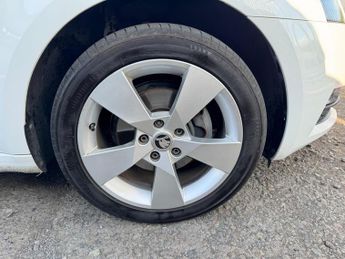 Skoda Octavia 1.5 TSI ACT SE Drive DSG Euro 6 (s/s) 5dr