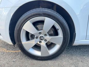 Skoda Octavia 1.5 TSI ACT SE Drive DSG Euro 6 (s/s) 5dr