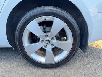 Skoda Octavia 1.5 TSI ACT SE Drive DSG Euro 6 (s/s) 5dr