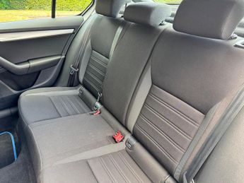 Skoda Octavia 1.5 TSI ACT SE Drive DSG Euro 6 (s/s) 5dr