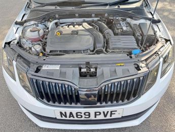 Skoda Octavia 1.5 TSI ACT SE Drive DSG Euro 6 (s/s) 5dr