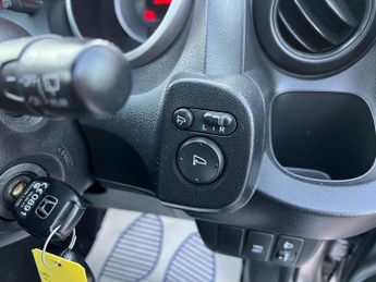 Honda Jazz 1.4 i-VTEC ES i SHIFT Euro 4 5dr