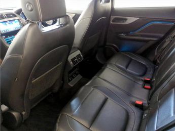 Jaguar F-PACE 2.0 D180 R-Sport Auto AWD Euro 6 (s/s) 5dr