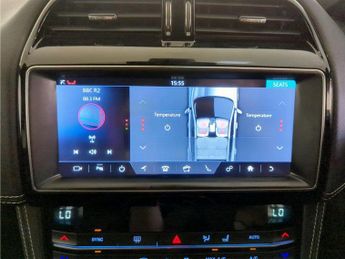 Jaguar F-PACE 2.0 D180 R-Sport Auto AWD Euro 6 (s/s) 5dr