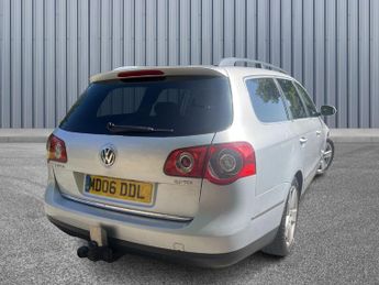 Volkswagen Passat 2.0 TDI Sport DSG Euro 4 5dr