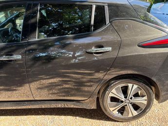 Nissan Leaf 40kWh Tekna Auto 5dr