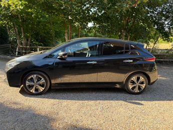 Nissan Leaf 40kWh Tekna Auto 5dr