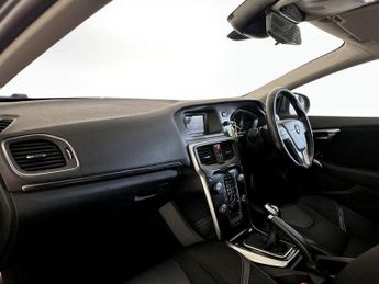 Volvo V40 2.0 T2 GPF Momentum Euro 6 (s/s) 5dr