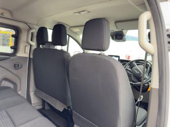 Ford Transit Custom 2.0 320 EcoBlue Limited Crew Van L2 H1 Euro 6 (s/s) 5dr (6 Seat)